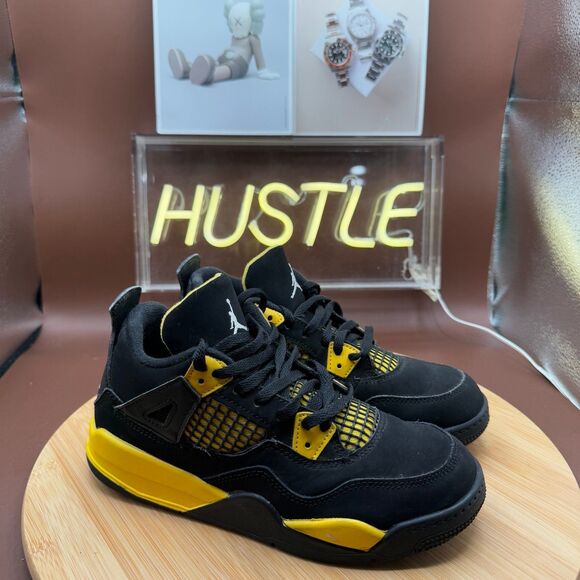 Jordan 4 Retro Thunder (2023) PS Sz 2Y - Picture 1 of 11